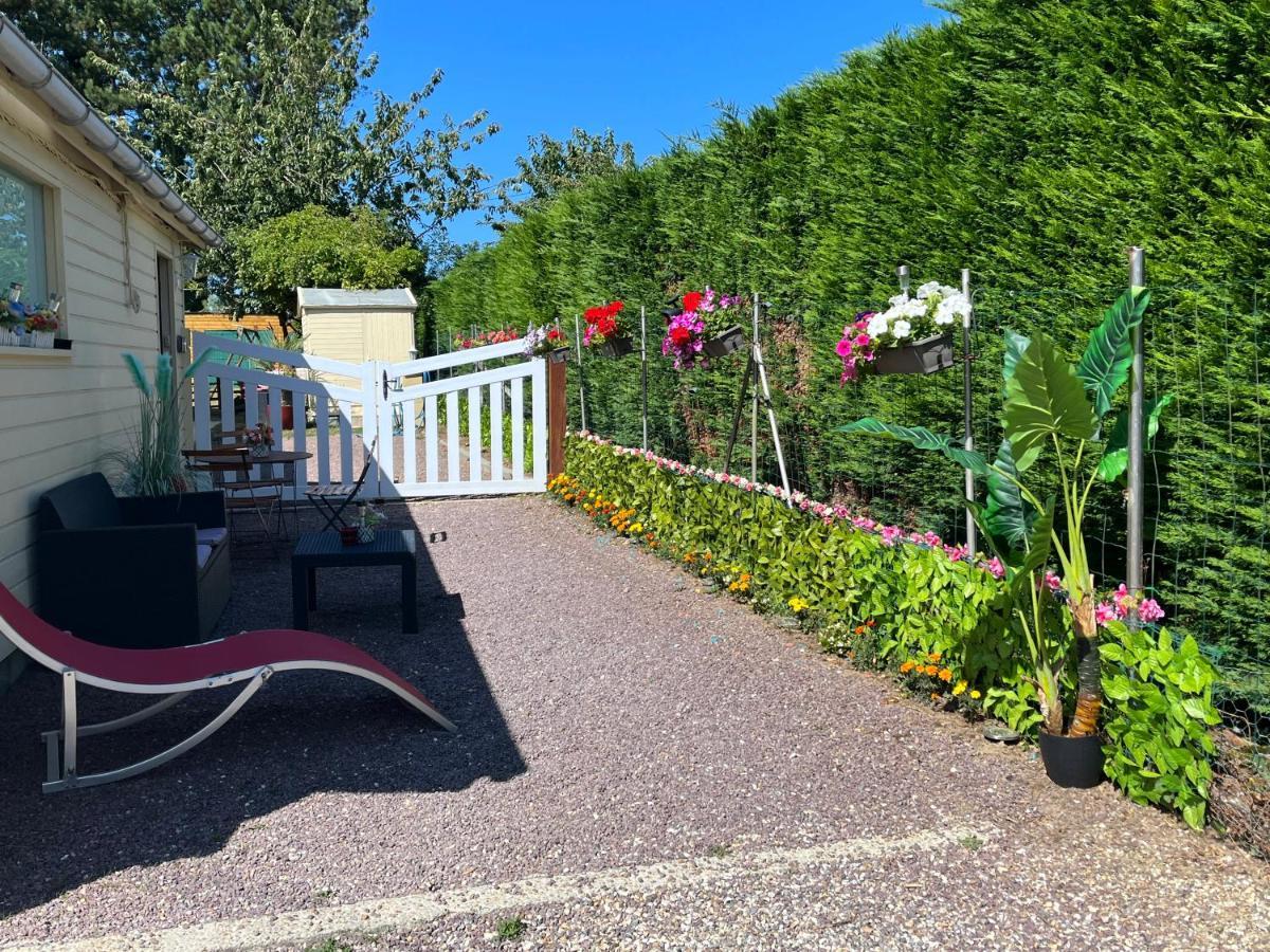 Les Floralies Apartman Froberville Kültér fotó